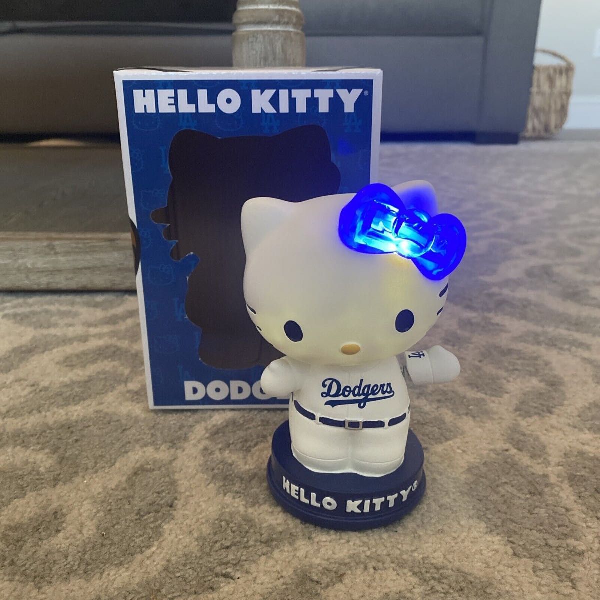 ドジャース ハローキティ ライトアップボブルヘッド LAD 大谷翔平 山本