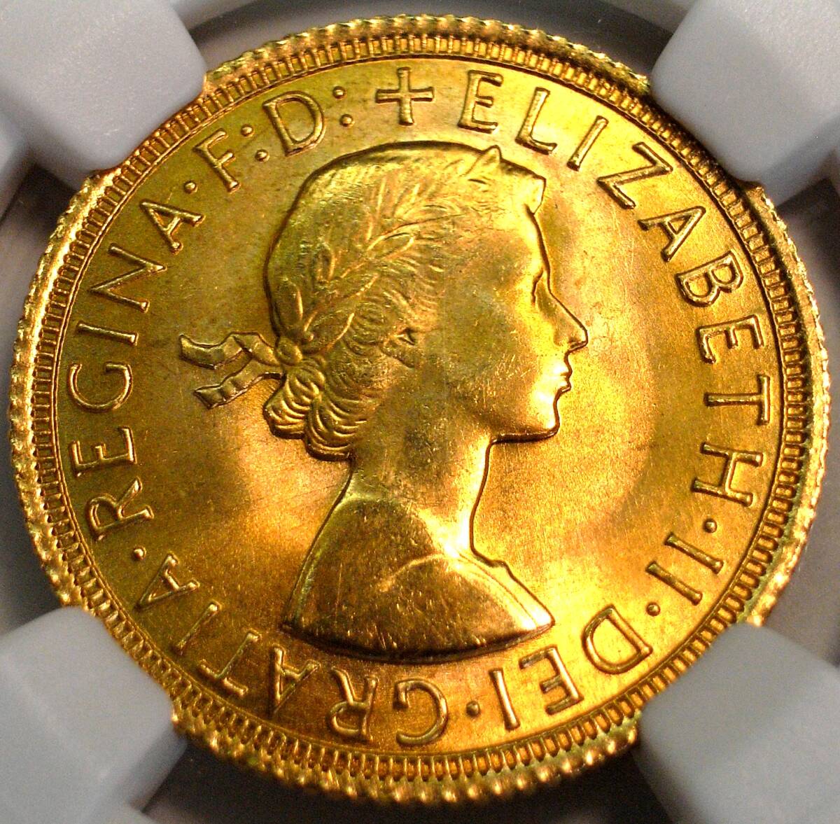 高鑑定】1965 ヤング エリザベス 金貨 NGC ソブリン イギリス PCGS