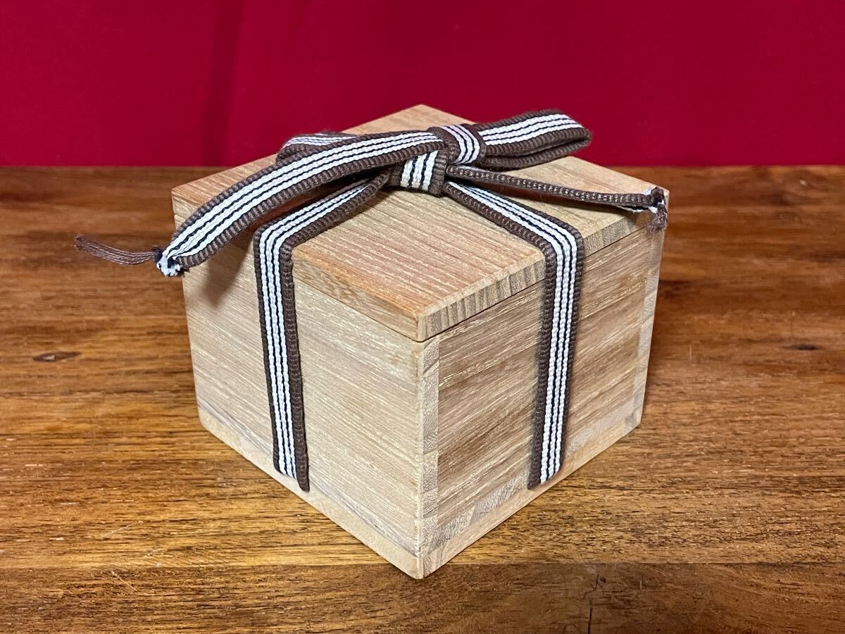 人間国宝 金城次郎 壷屋焼 ぐい呑 共箱 栞 本物保証 無傷 やちむん 沖縄県