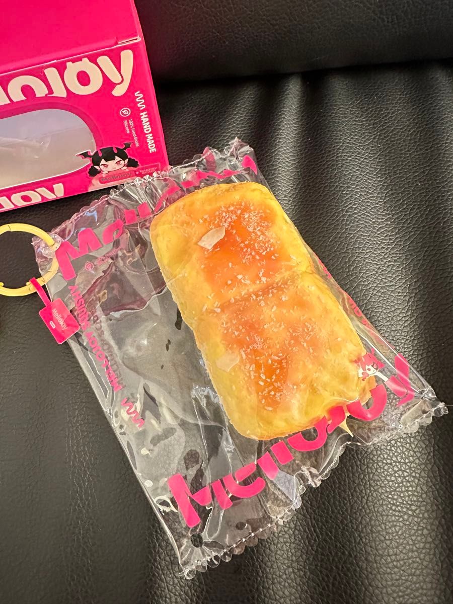 未開封 メロジョイ ワッフル 丸 パンパン ココナッツフレーク mellojoy