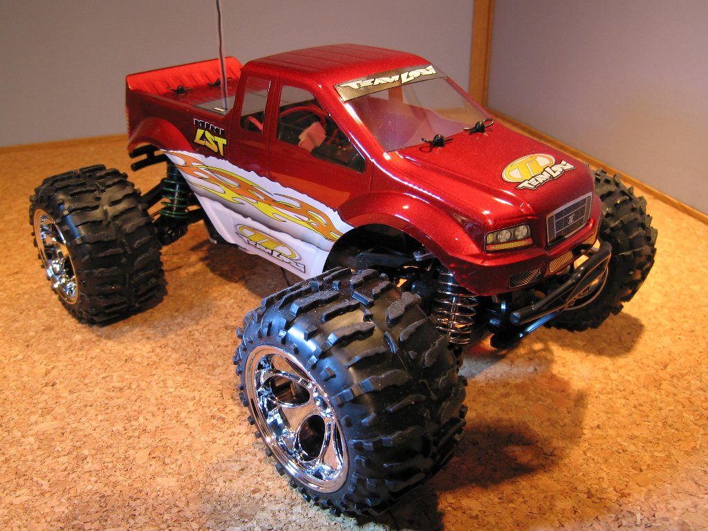 ☆team Losi／ミニLST☆1／18盆栽に☆部品取り2台セット✨ Red