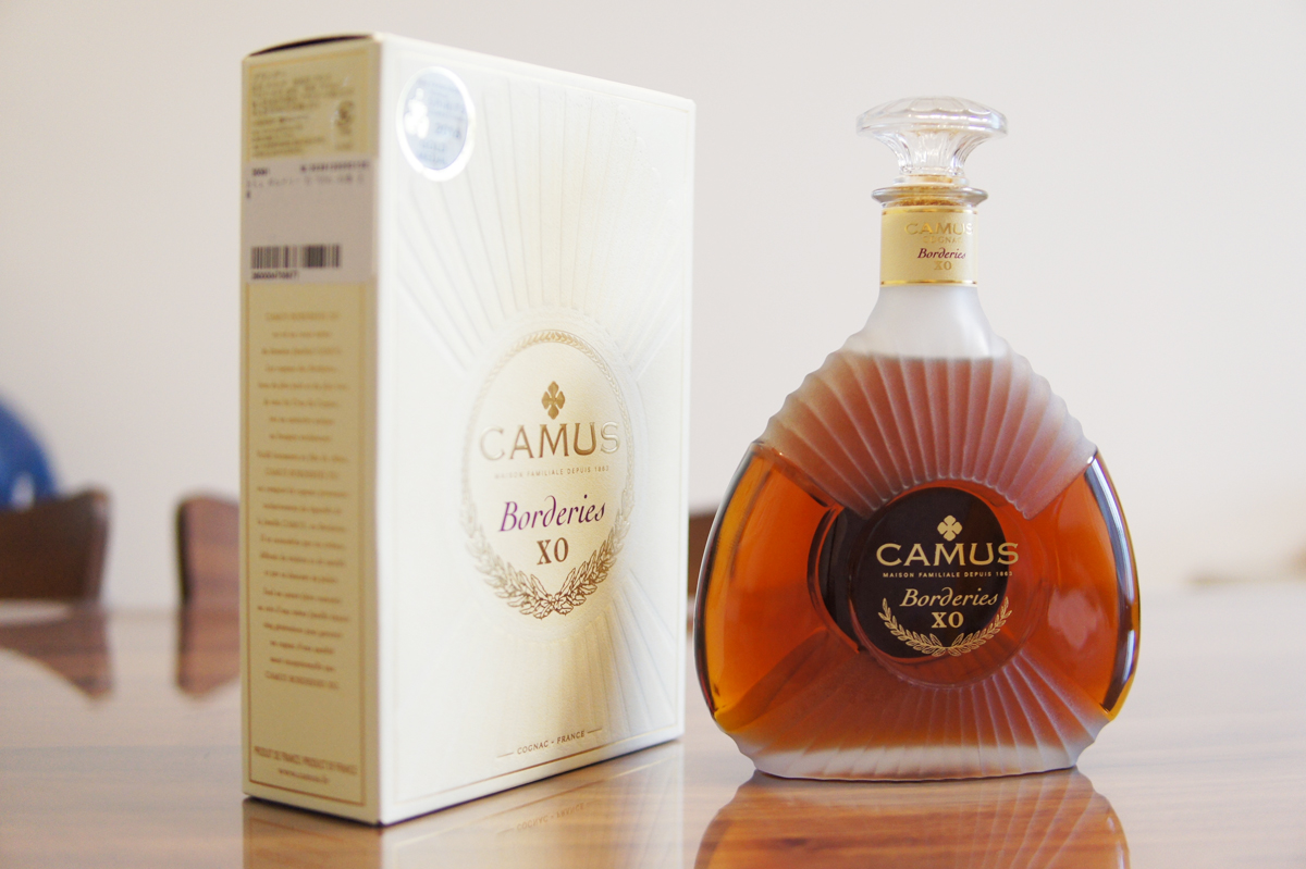 ウイスキー2本セット コニャックカミュ XOハートボトルゴールド