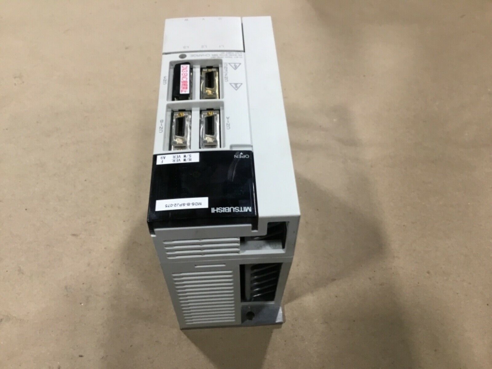 MDS-B-SP-300 Spindle Drive Unit 三菱電機 MDS-B-SP-300 Spindle