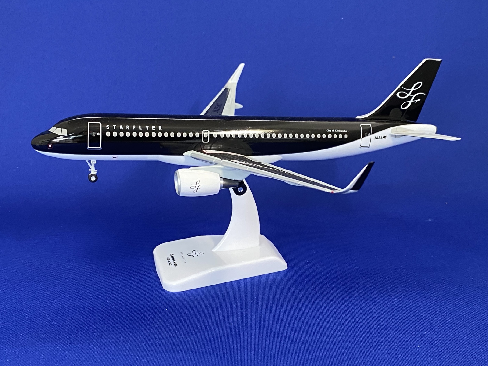 SFJ2001 STARFLYER / スターフライヤー A320-200S JA25MC 1:200 完売