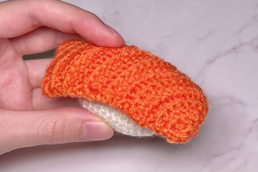 ロールケーキのあみぐるみ