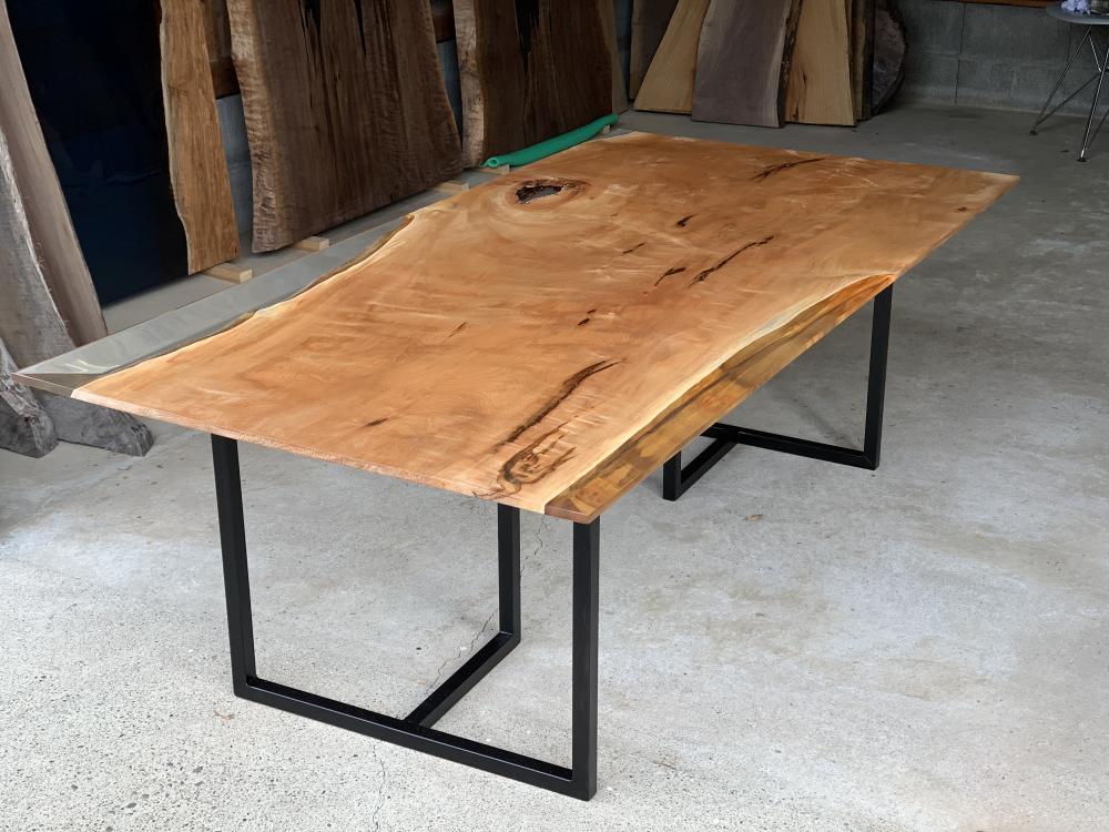 サイドテーブルレジンテーブルソファテーブルリバーテーブル栃