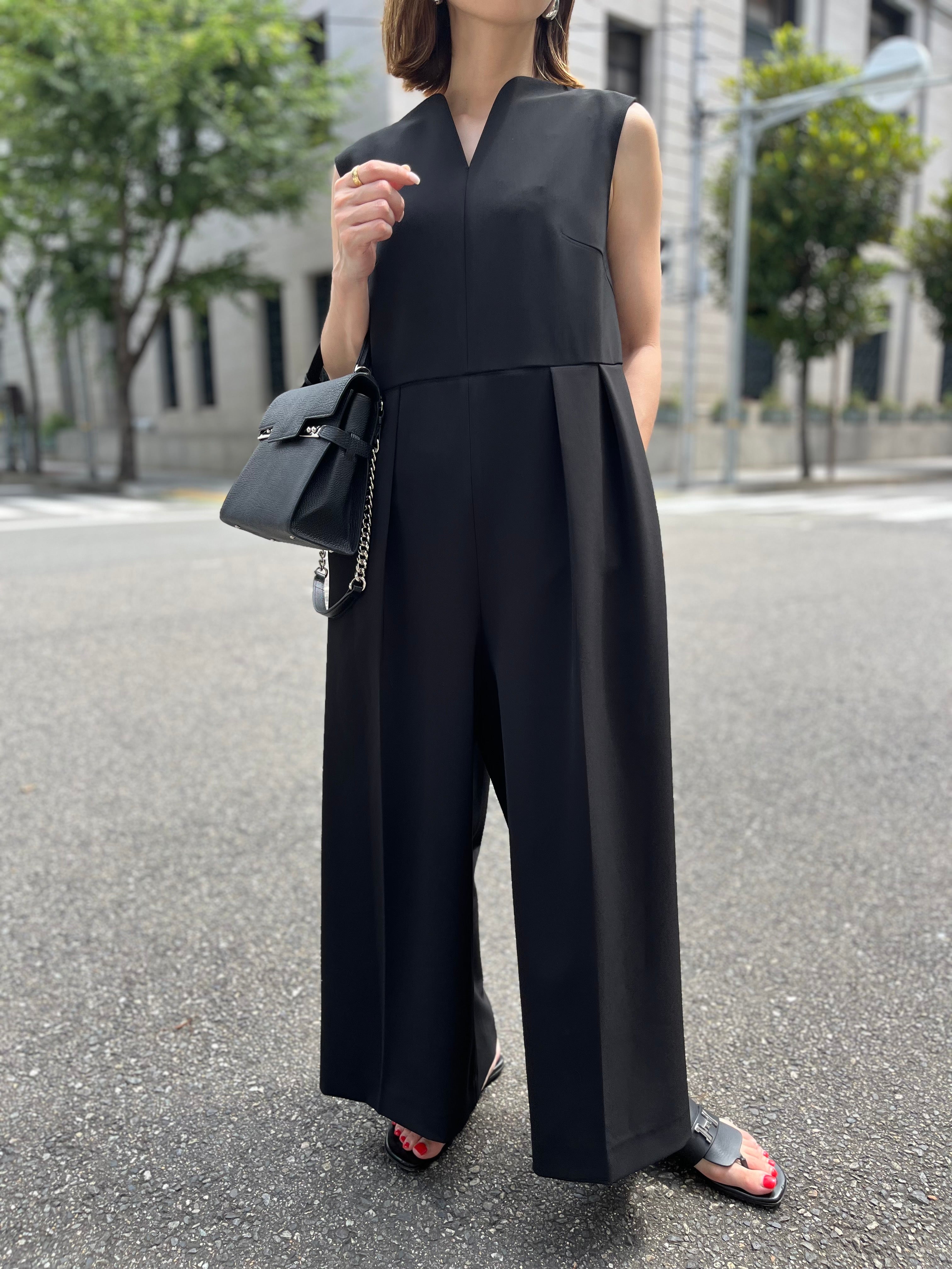 新品] Heve へイヴ ハートネックオールインワン 36ブラック yhyさま