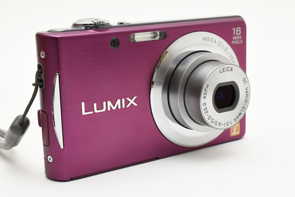 Panasonic LUMIX DMC-FH5 デジタルカメラ バッテリー 充電器【動作確認