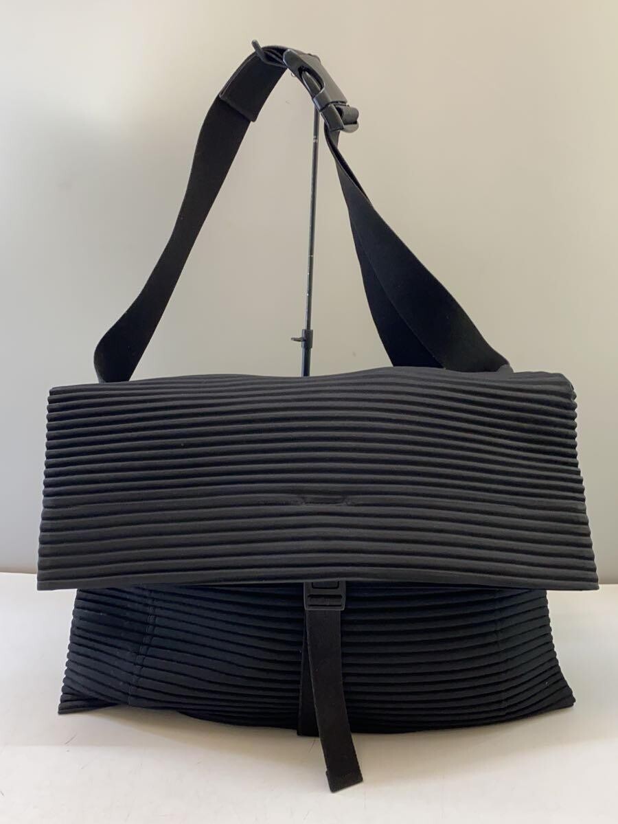 Issey Miyake Homme Plisse Pleats Flat Messenger Bag Black | eBay