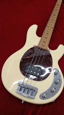 ベース MUSICMAN Stingray 2005 LIMITED EDITION MUSICMAN STINGRAY