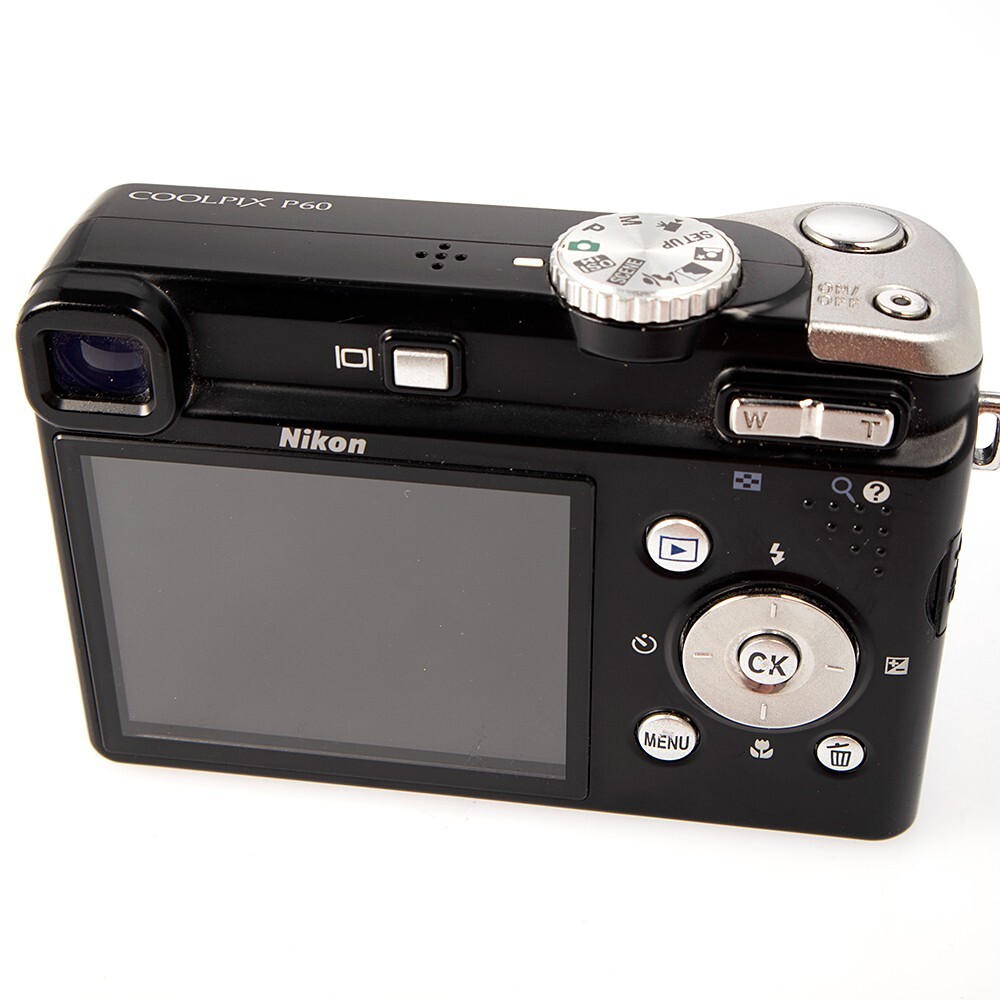 NIKON Coolpix P60 Digital Camera - 8.1MP / 5x - READ DESCRIPTION