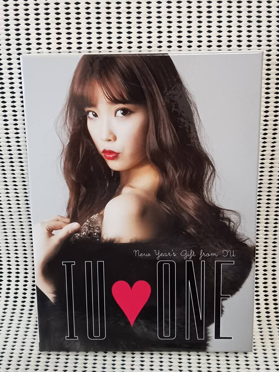 IU♡ONE～New Year's Gift from IU〜 IU♡ONE～New Year's Gift from 【