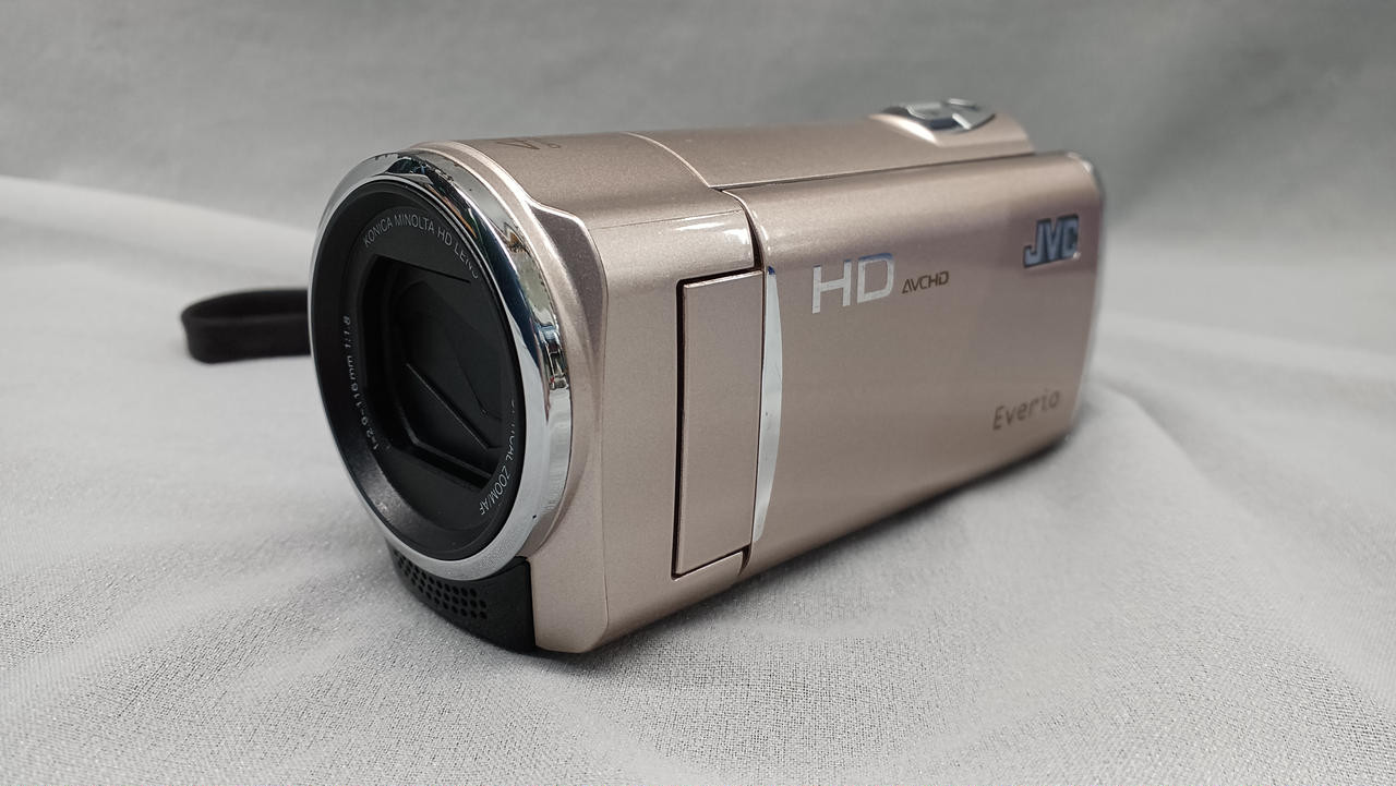 JVC/Everio/エブリオ ハイビジョン メモリームービー GZ-E565-W/2013年