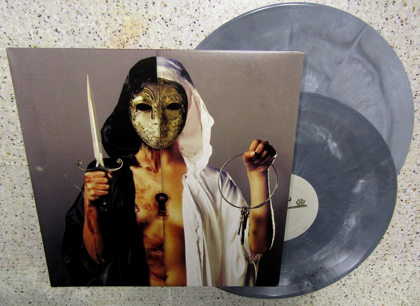 BRING ME THE HORIZON-THERE IS A HELL,87065-1,LIMITED GREY MARBLED