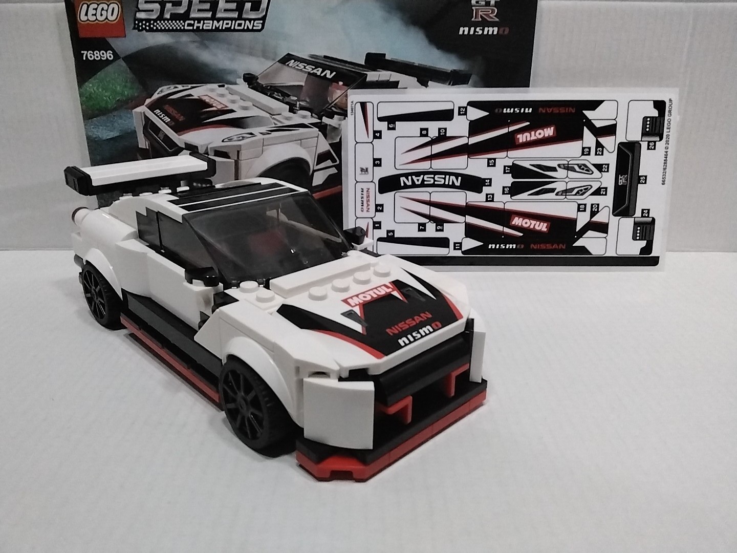 LEGO 76896 Speed Champions Nissan GT-R NISMO - Read the
