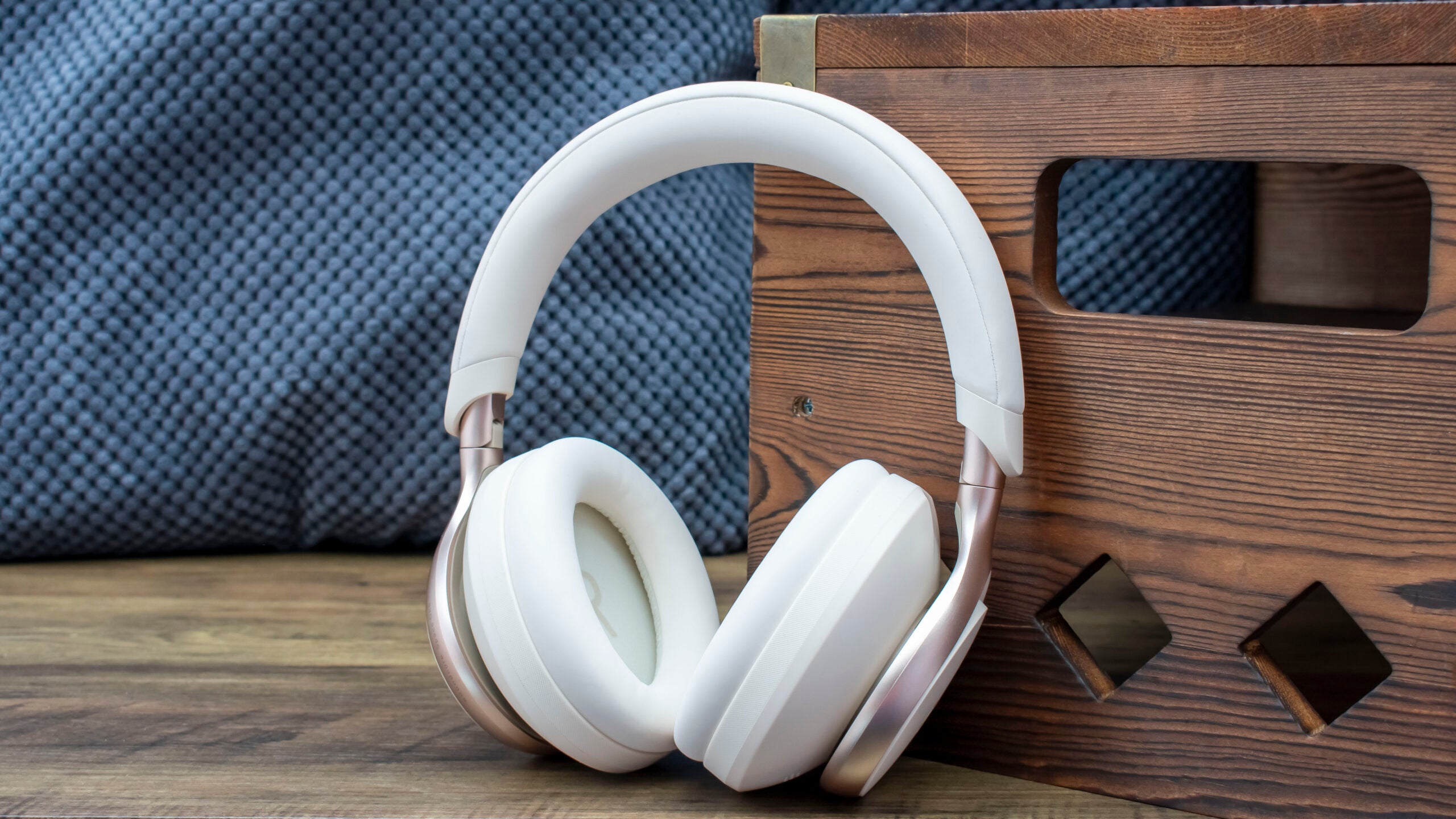 スペースワンプロ アンカー ホワイト Sondcore Space One Pro | 没入