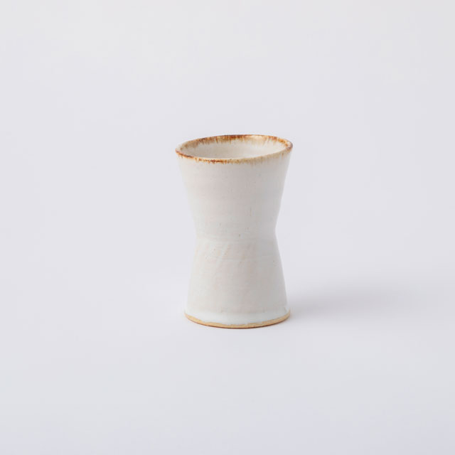 信楽焼の花入れ 鼓型 白｜園芸｜中川政七商店 公式サイト