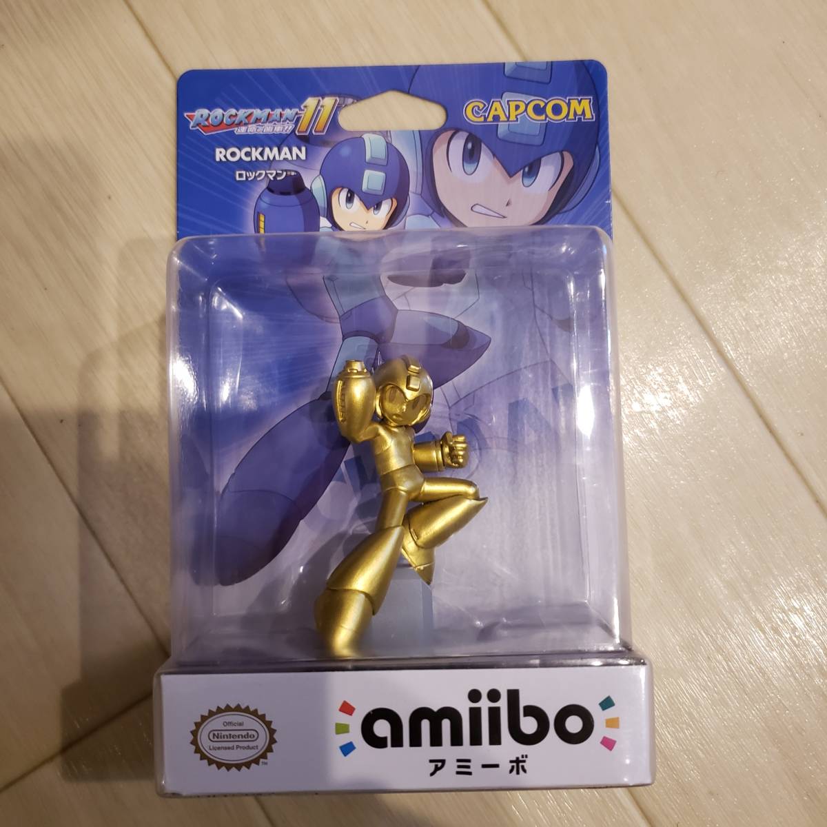 奇跡の未開封 海外限定 アミーボ ロックマン ゴールド レガシー