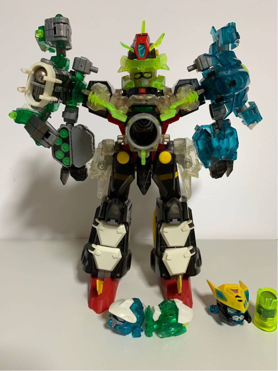 ビーダマン クリスホワイター限定クリア タカラ ビーダマン クリス