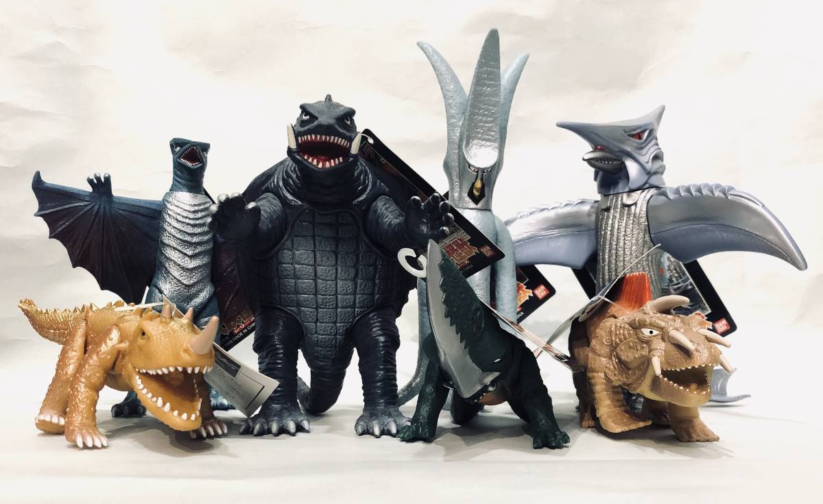 昭和～平成ガメラ＆登場怪獣（バンダイ）＆ビッグサイズソフビ他17体