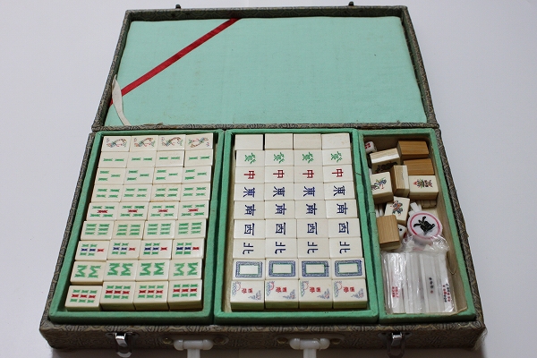 麻雀牌 セット 竹牌 手彫 最高級牌 天然素材 アンティーク レトロ 麻雀