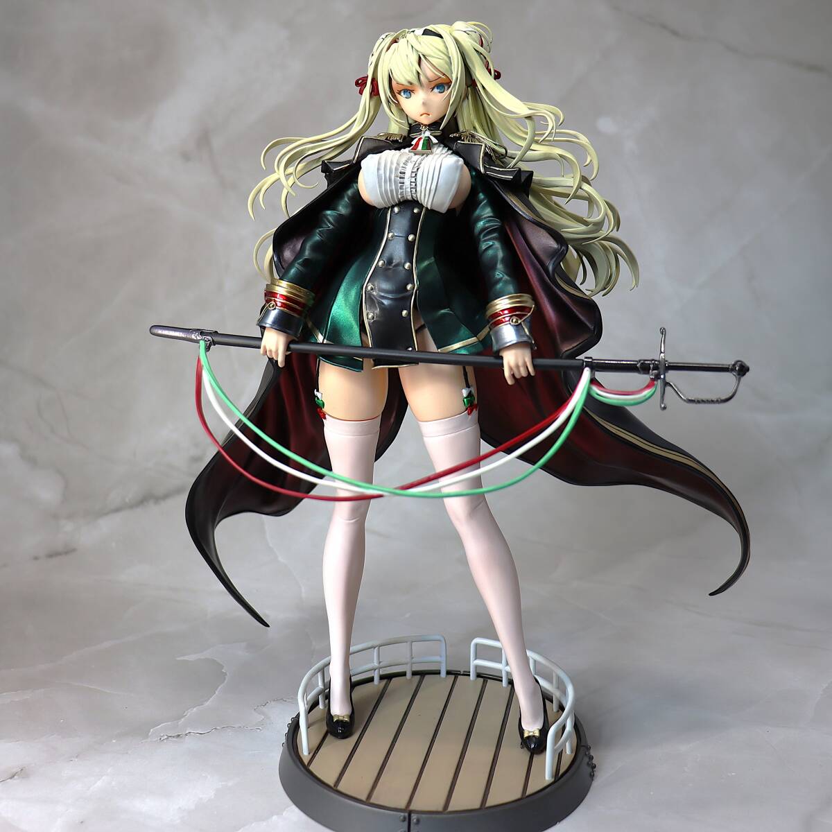 B-style ヴィットリオ・ヴェネト ラスペツィアの花 アズールレーン 1/4