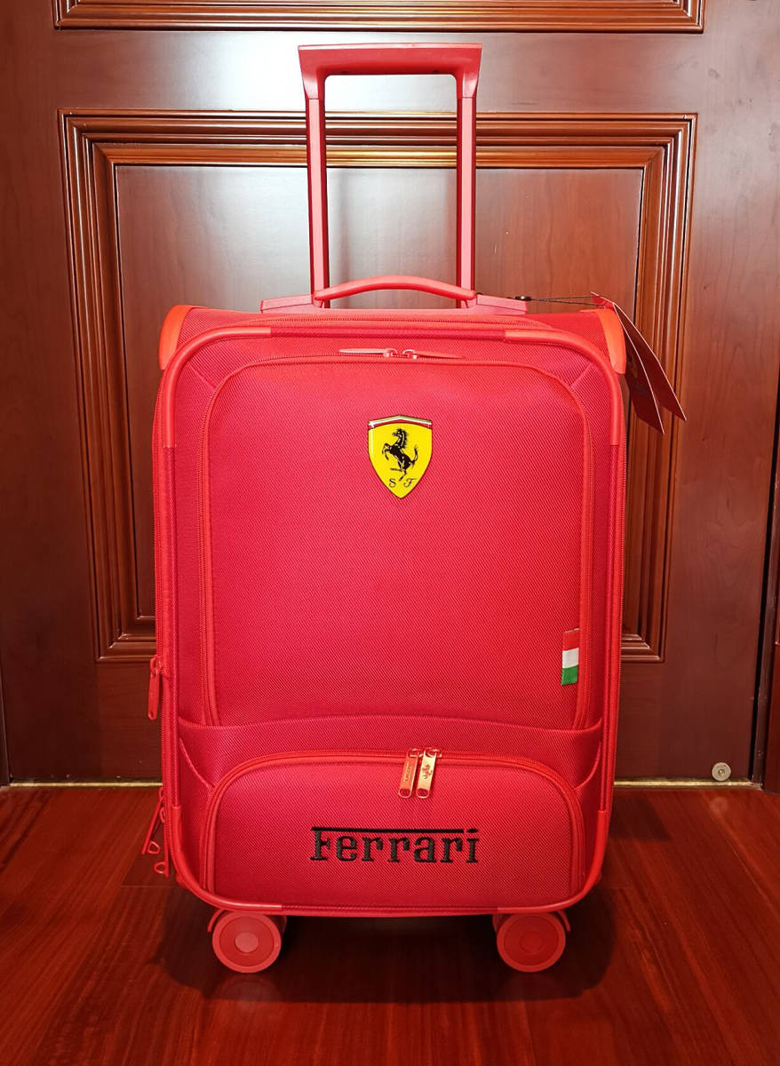 新品未使用 Ferrari フェラーリ キャリーケース シェルケース 自立式