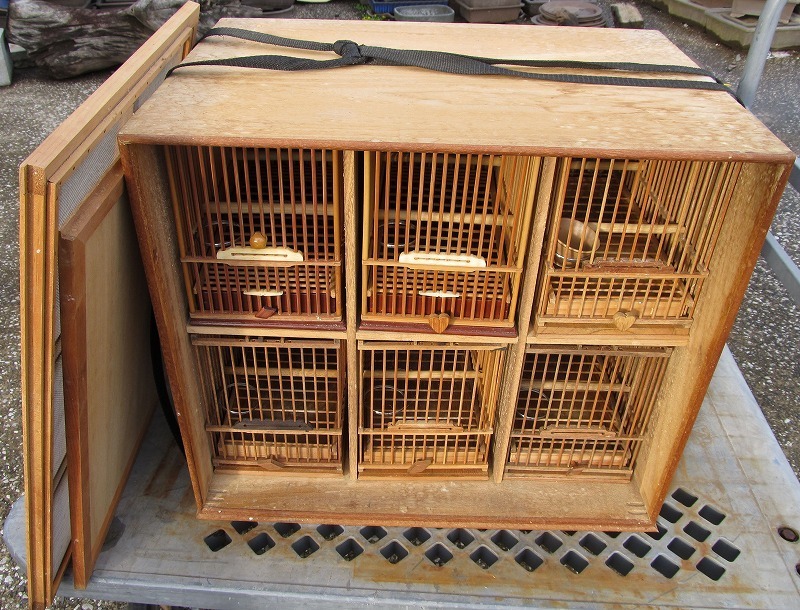 メジロ籠➕飼場(寝かせ)桶 メジロ籠➕飼場(寝かせ)桶