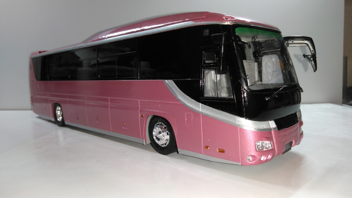 HATO BUS 60周年記念号 プラモデル 1/24 フジミ 1/32 いすゞガーラ はと