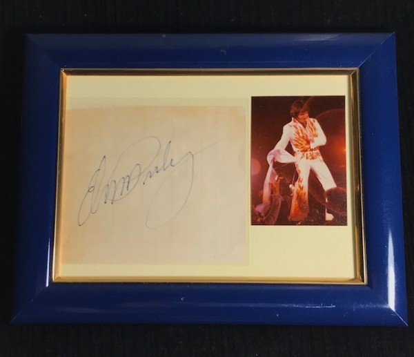 ☆ エルビス・プレスリー 直筆 サイン ☆