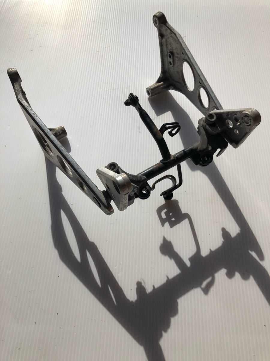 CBR400F 純正ヘッドライトステー 片側のみ CBR400F 純正ヘッドライト