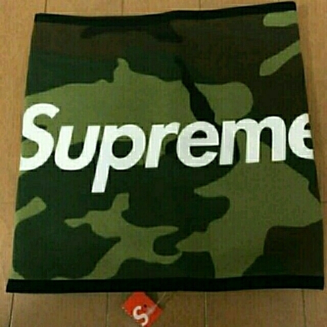 Supreme - 新品半タグSupreme neckgaitor camo ネックウォーマー タグ