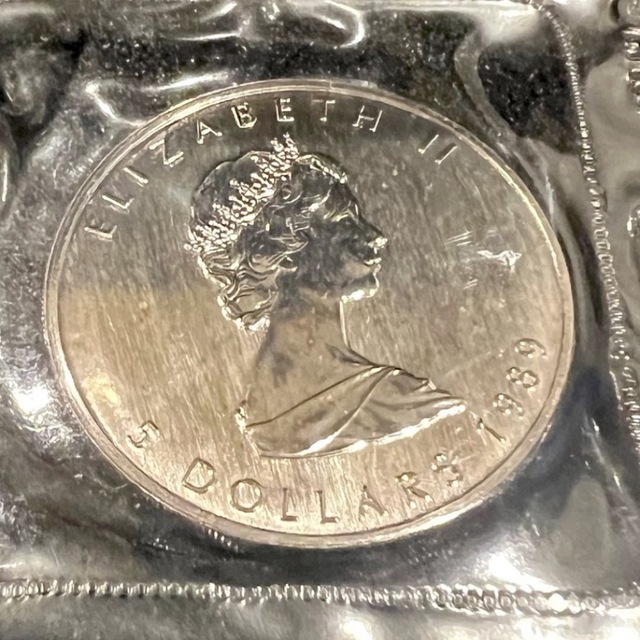 メイプルリーフ銀貨 1989年 田中貴金属の通販 by ちか's shop｜ラクマ