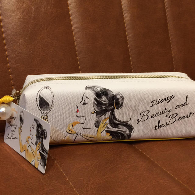 Disney - 新品 美女と野獣 ベル ♡ ペンケースの通販 by makana