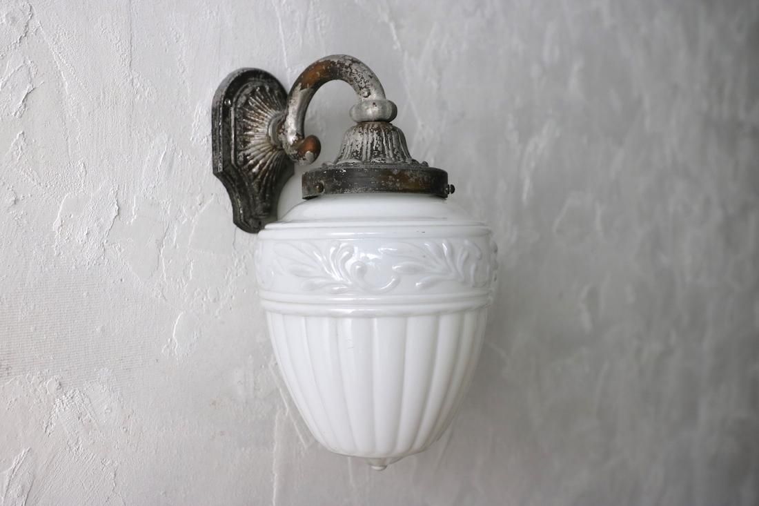 昭和レトロ玄関灯（2）/ブラケット照明/乳白ガラス/口金E26/電球別売