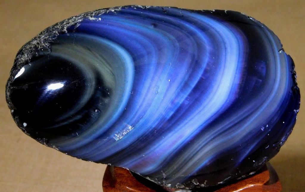 研磨済 十勝石玲瓏 希少石・十勝石【青色玲瓏】天然オブシディアン