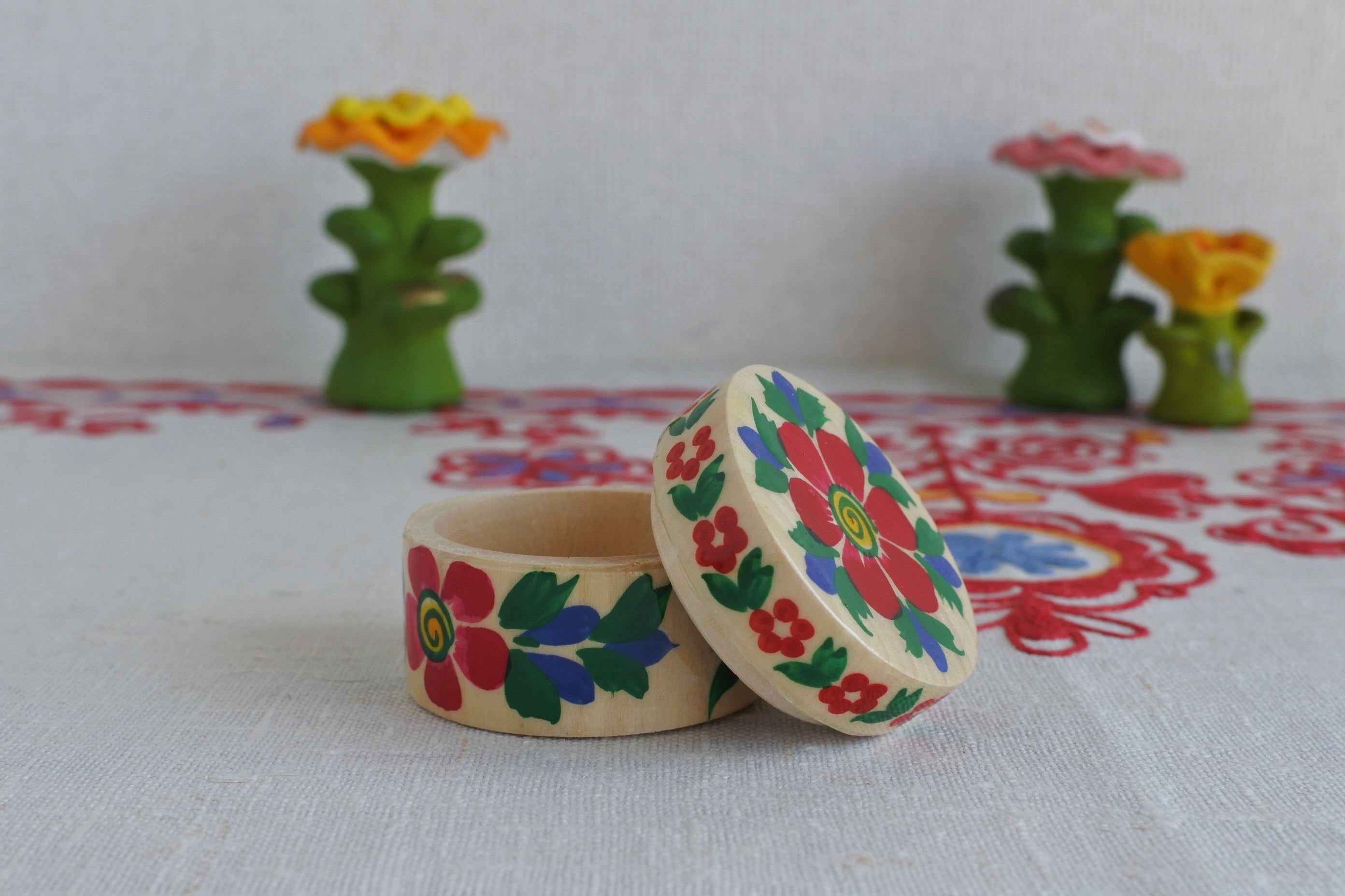 ロシア雑貨 ロシア民芸品 木の箱 木の人形 スパイスセット いりえの