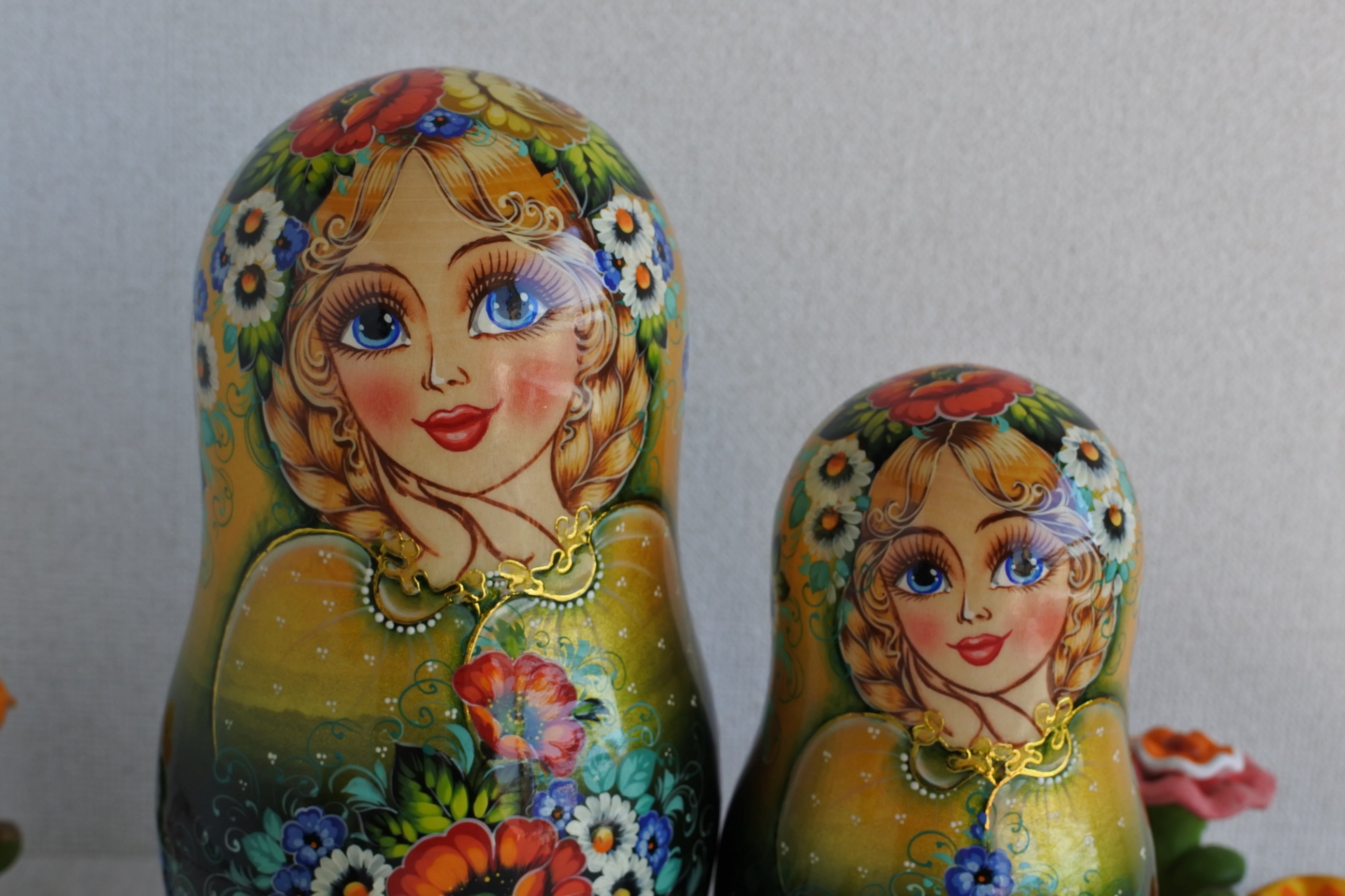 ナターリャ・ベルシーニナのマトリョーシカ ブーケ 7ピース ゴールド