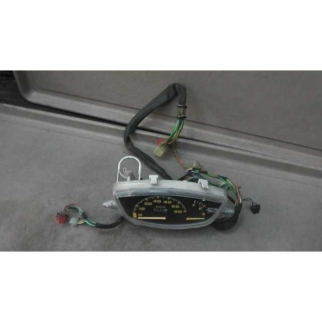 確認用 カビあり ライブディオZX前期 AF35 の メーター ヒビ 補修