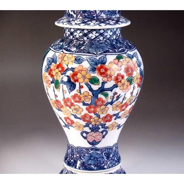 有田焼 古伊万里様式牡丹唐草割花篭絵飾り沈香壺｜陶芸作家 藤井錦彩