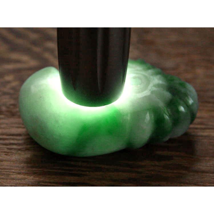 幸運の神石♡霊石♡龍神石♡開運アイテム♡糸魚川翡翠♡希少♡丸玉