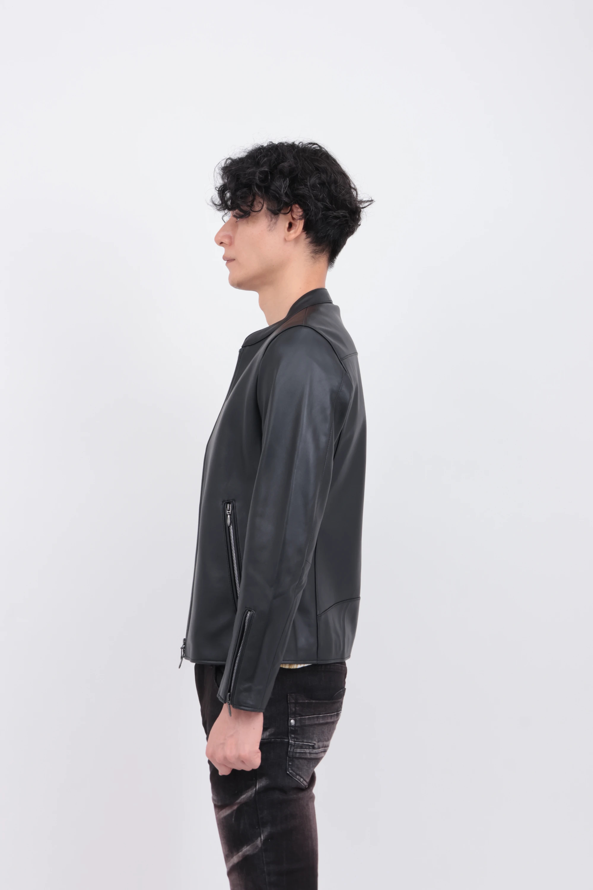 未使用に近い トルネードマート 純白の ラムレザーシングルライダース