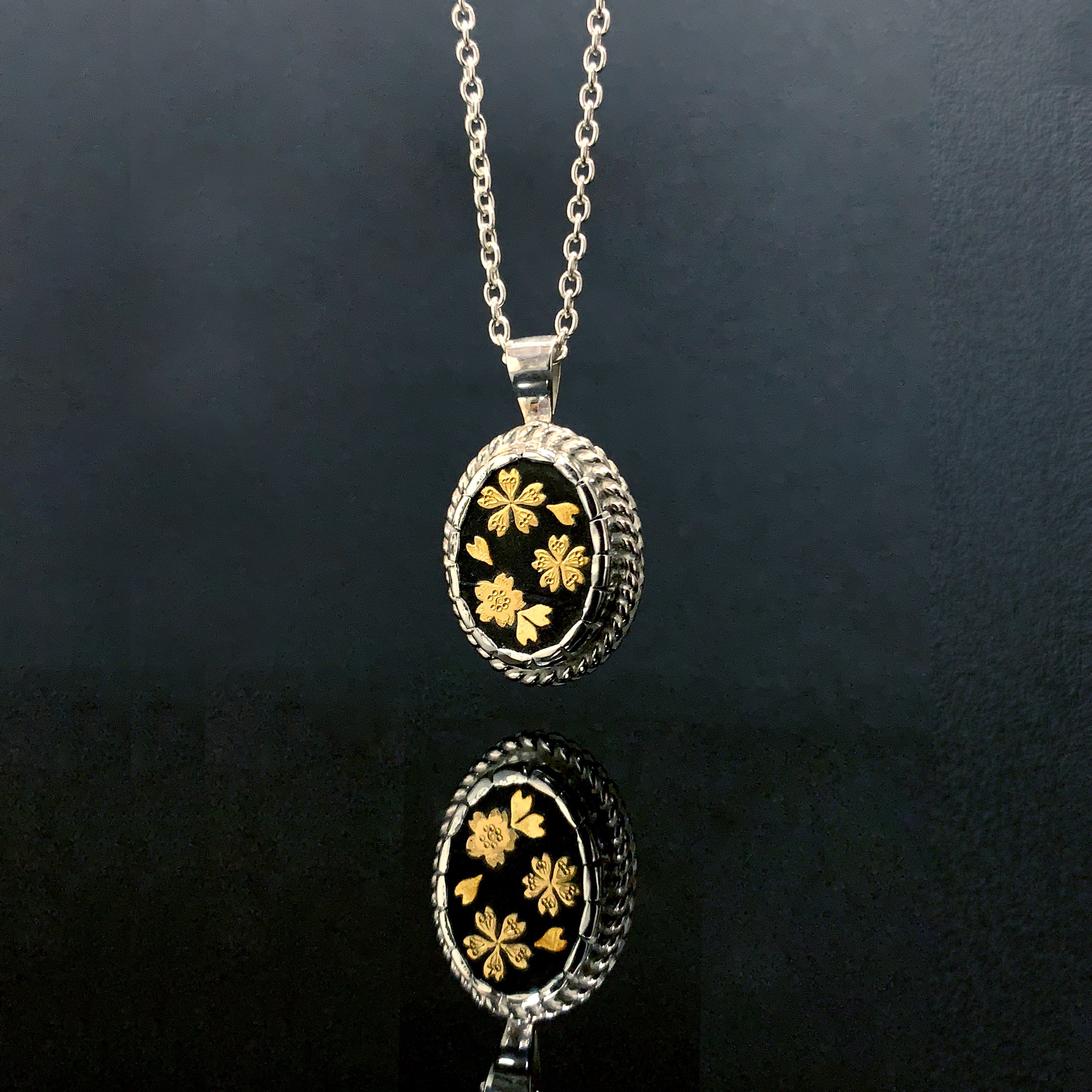 肥後象嵌 首飾 桜柄 全純金 | オンラインショップ| 和と伝統のシルバー