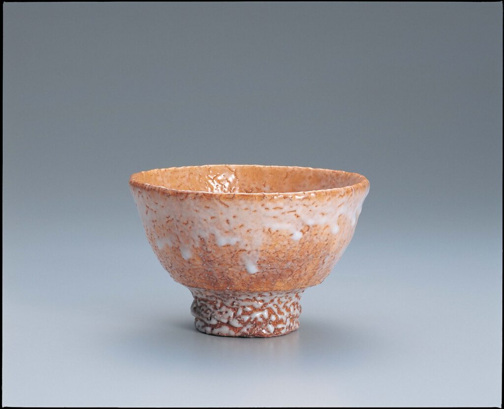 萩焼とは？】土と炎が織りなす侘びの器、山口が誇る陶芸美の真髄を徹底