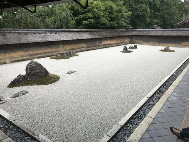 銭鉢 – 有限会社 木村石材