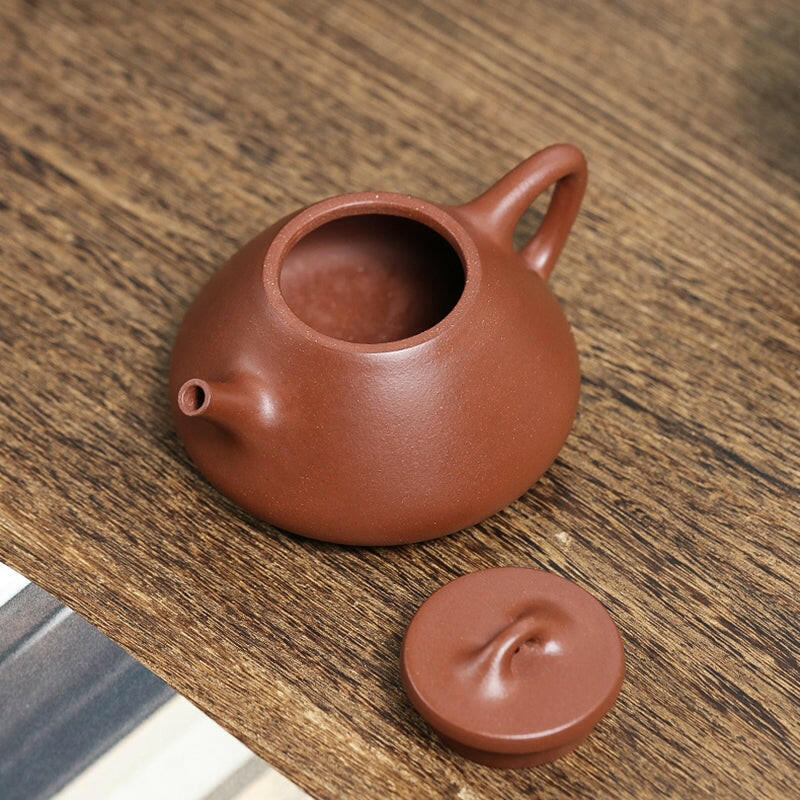 中国古美術・宜興原鉱紫泥底槽清泥石瓢急須・紫砂壺・底款：冰心道人紋