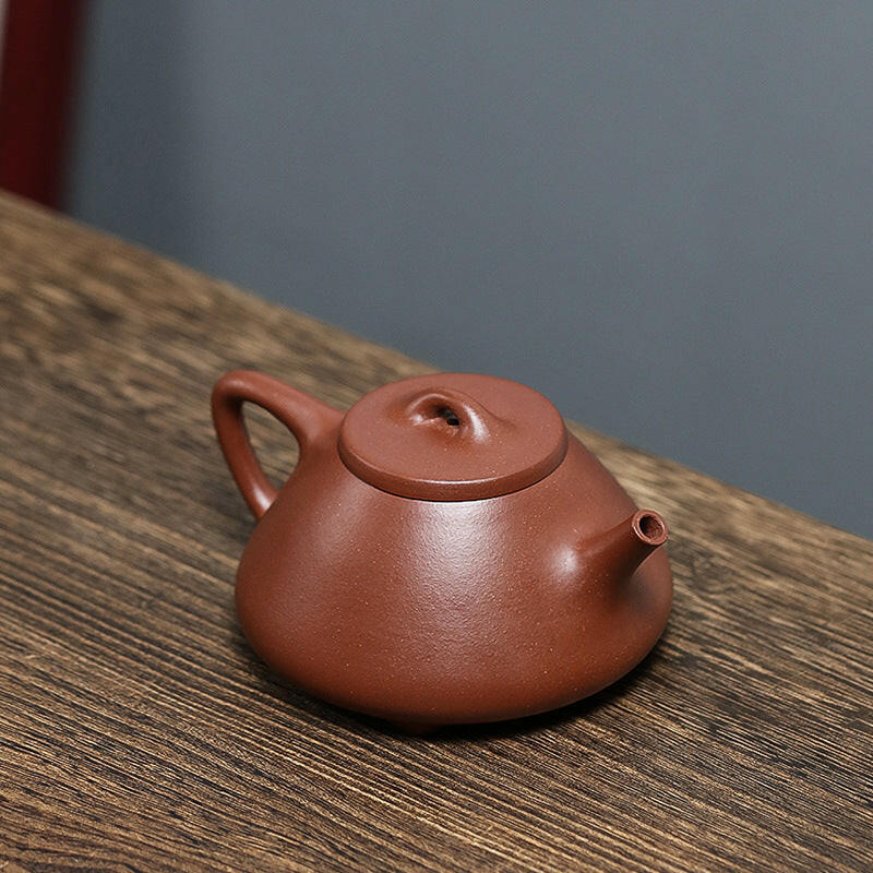 中国古美術・宜興原鉱紫泥底槽清泥石瓢急須・紫砂壺・底款：冰心道人紋