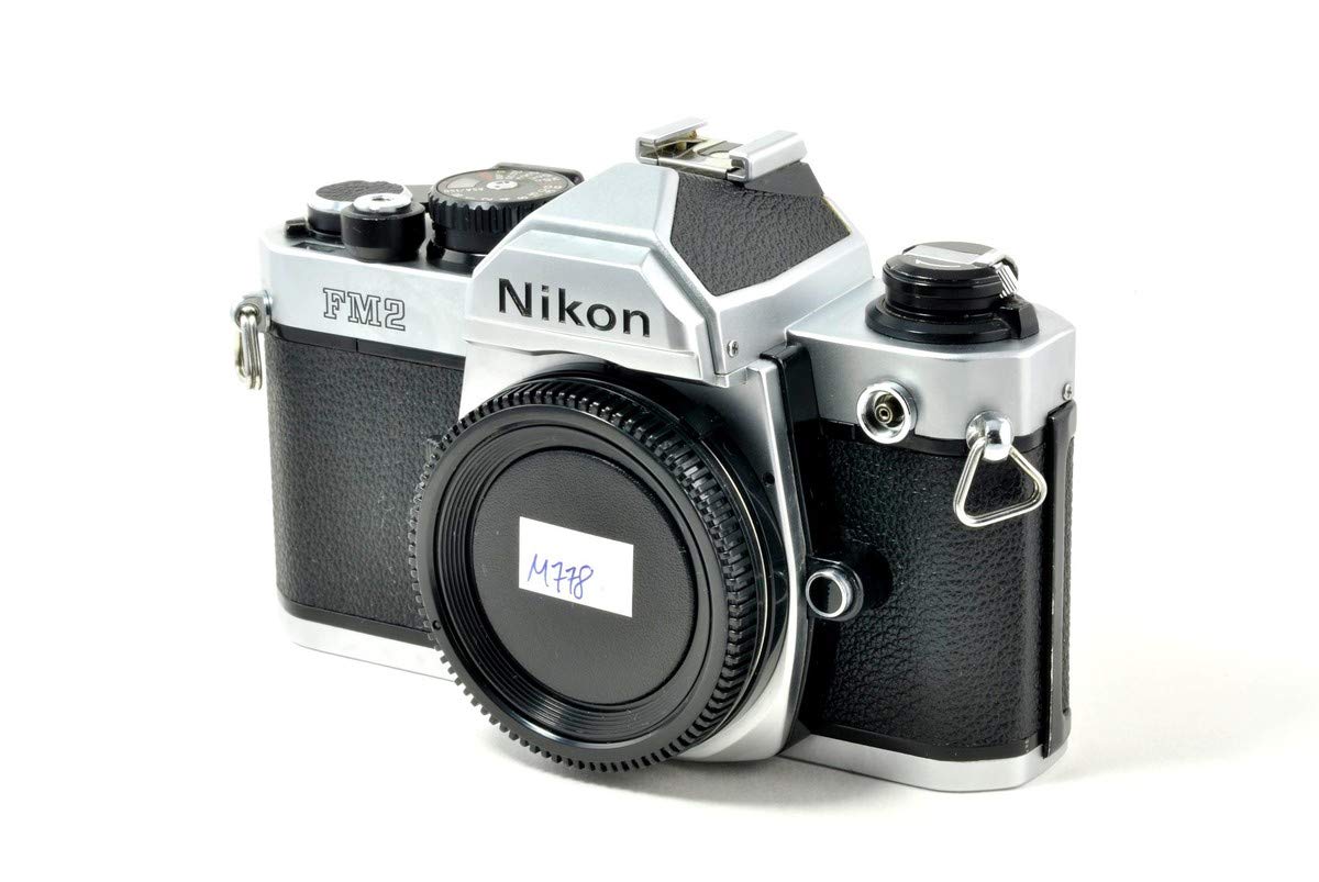 Nikon FM フィルムカメラ + NIKKOR 35mm f/2.8 レンズ Nikon ニコン FM