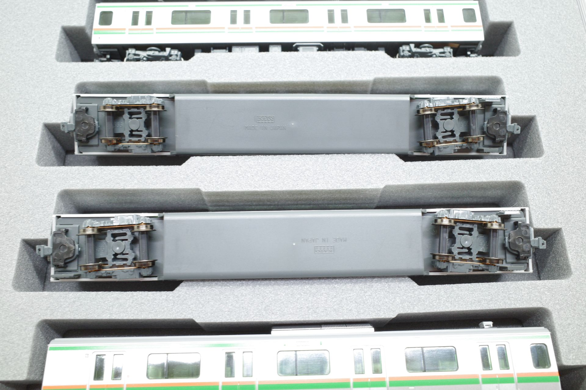 10-1114 E233系3000番台 東海道線 後期形 8両基本セット(動力付き) N