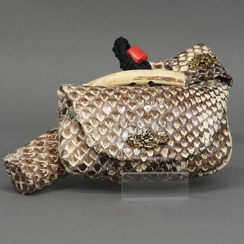 叺（カマス）煙管・刻み煙草入れ【ヘビ革｜錦蛇】祭用品専門店浅草絆纒